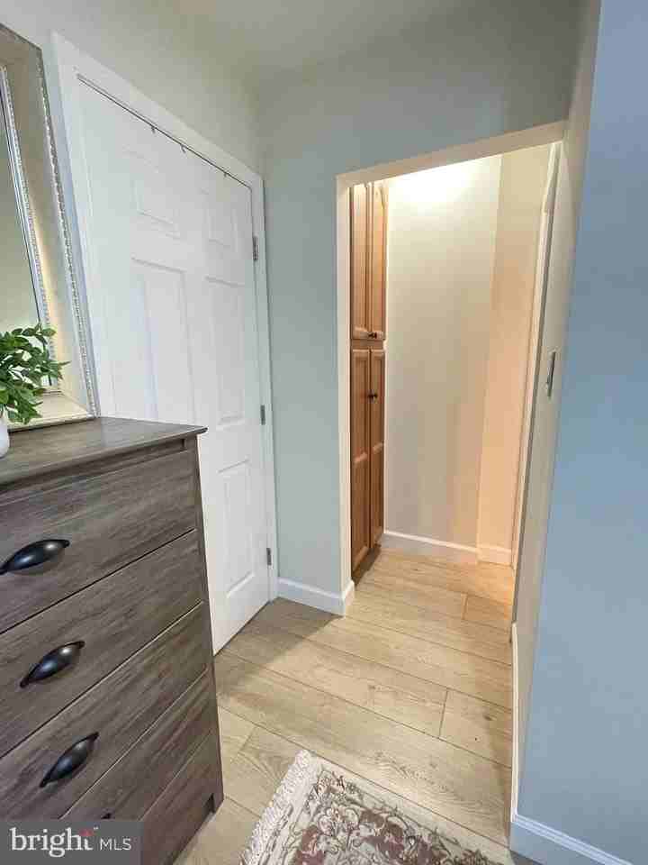 304 Anderson Ave - Photo 7 of 10