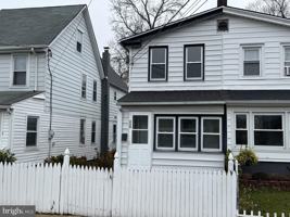 featured image of 229 Chestnut Street