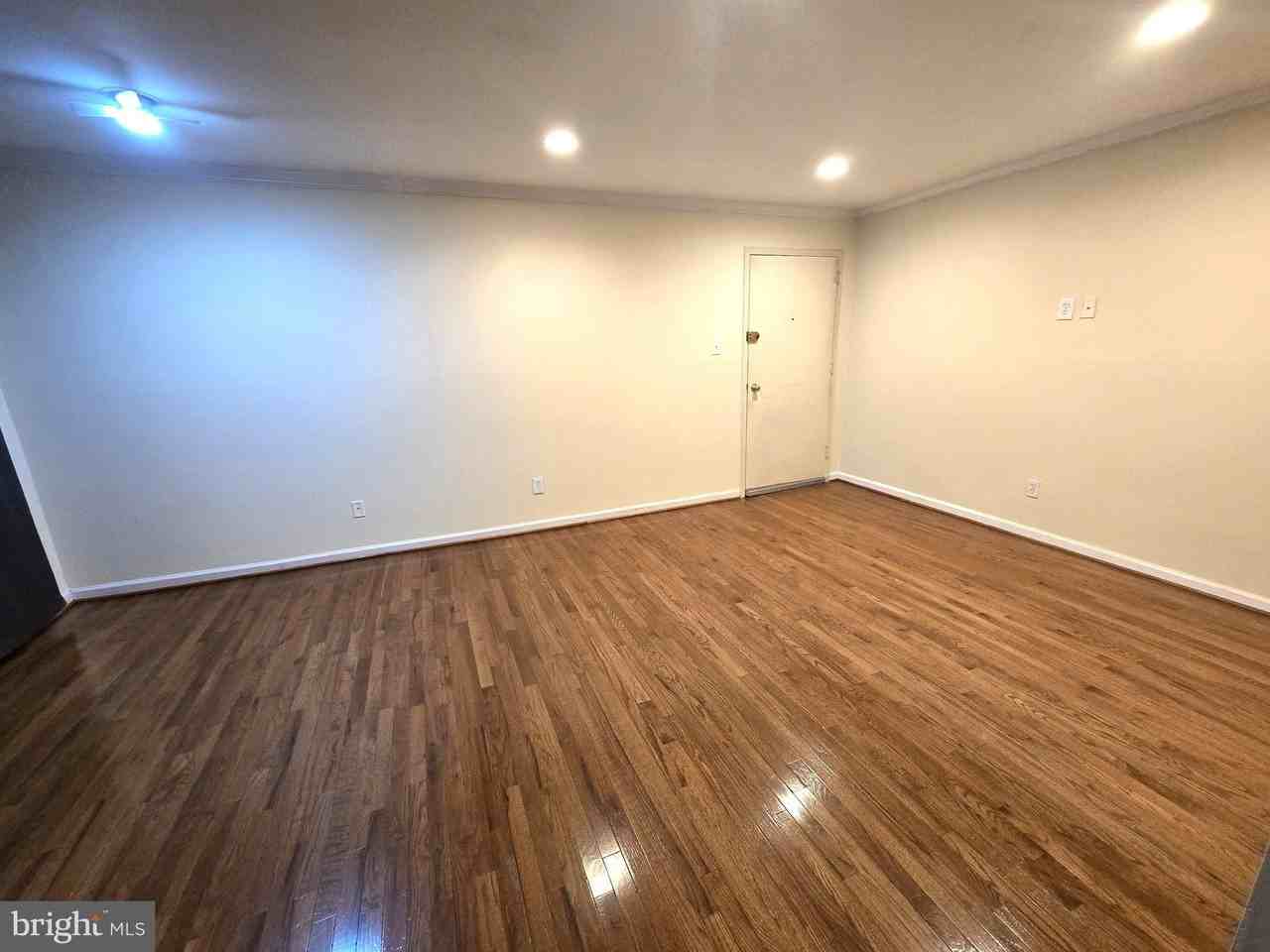 8000 Chanute Place #6 - Photo 3 of 20