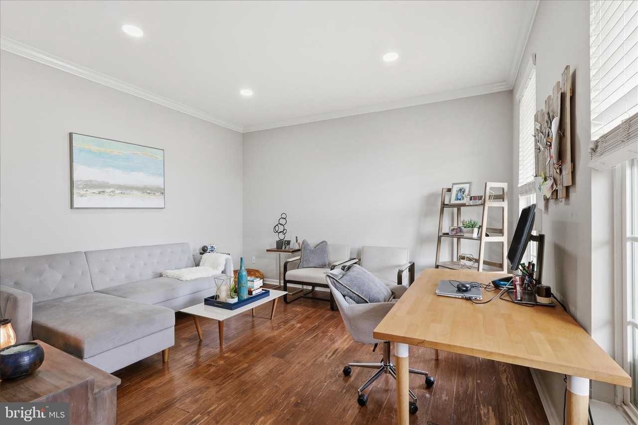 6711 Selbourne Lane - Photo 7 of 50