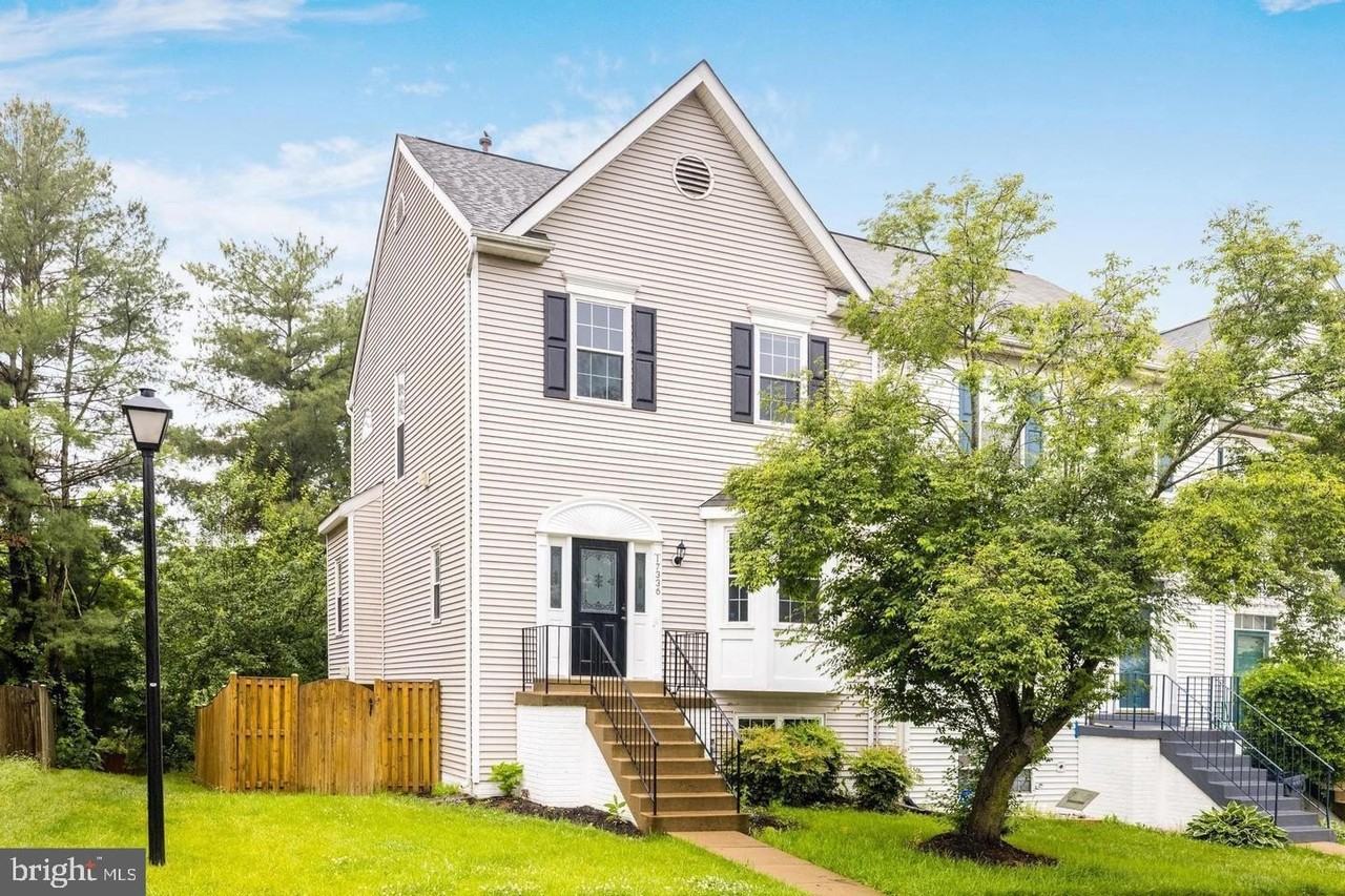 17336 Wexford Loop - Photo 2 of 23