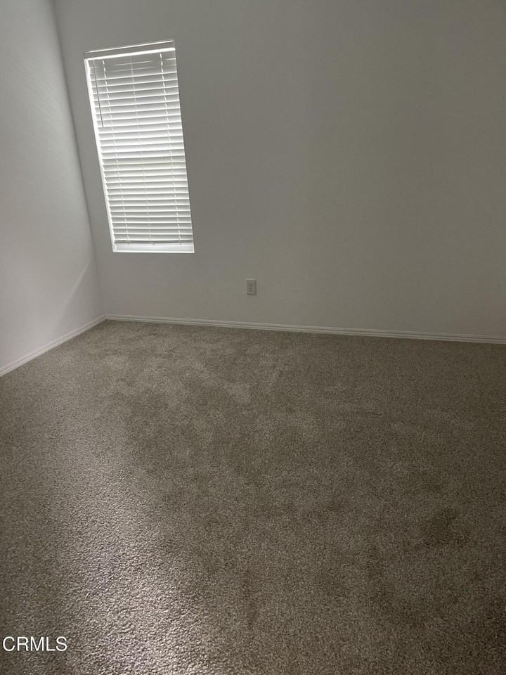 1908 Sorrel St - Photo 5 of 7