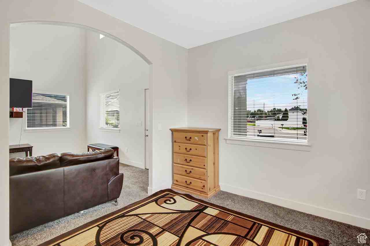 4 East Hanauer Place - Photo 7 of 24