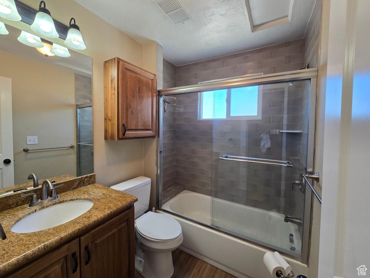 810 W 2000 N Unit R2 #R2 - Photo 5 of 9