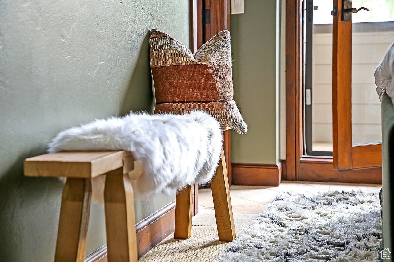 1670 Deer Valley Drive North - Photo 4 of 50