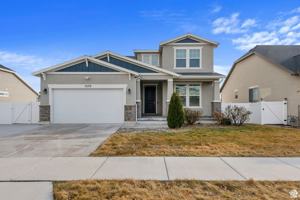 featured image of 1553 West Brookview Drive