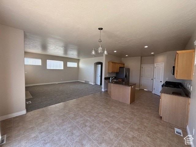 2771 W Chestnut St - Photo 3 of 33