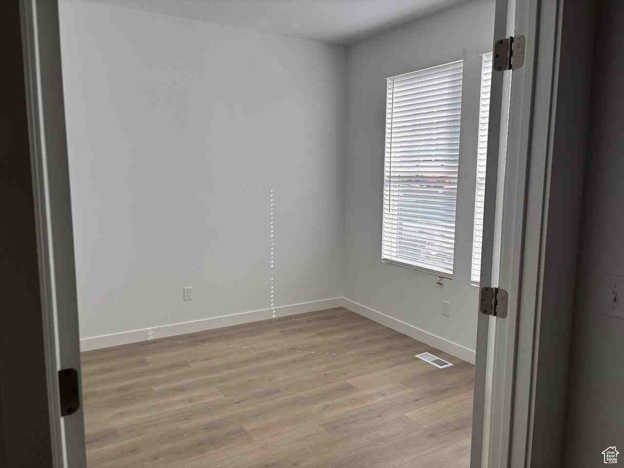 10078 N Loblobby Ln - Photo 2 of 19