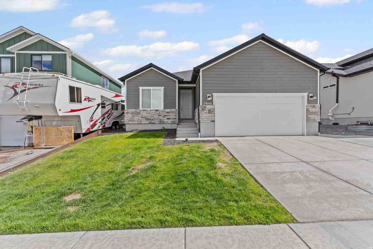 7948 N Bristlecone Rd - Photo 2 of 20