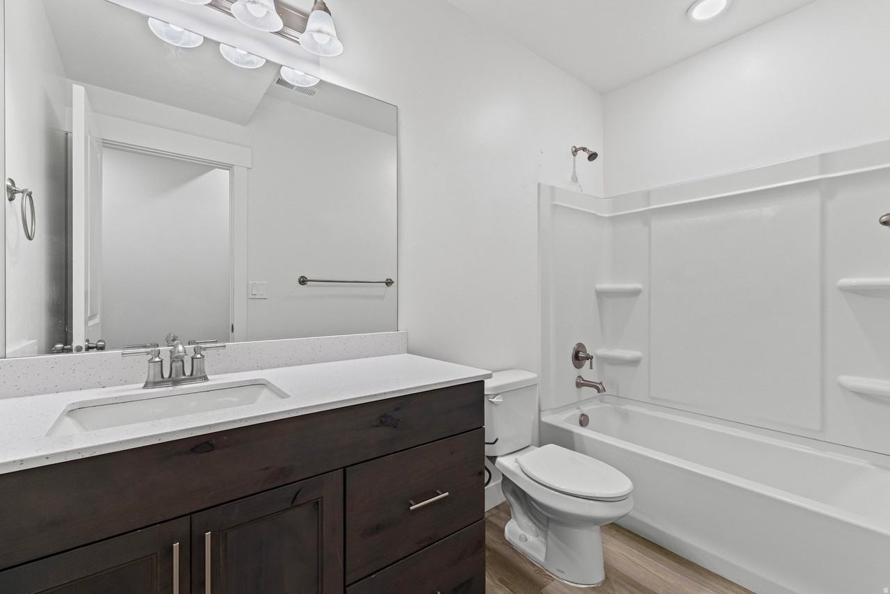 7948 N Bristlecone Rd - Photo 3 of 20