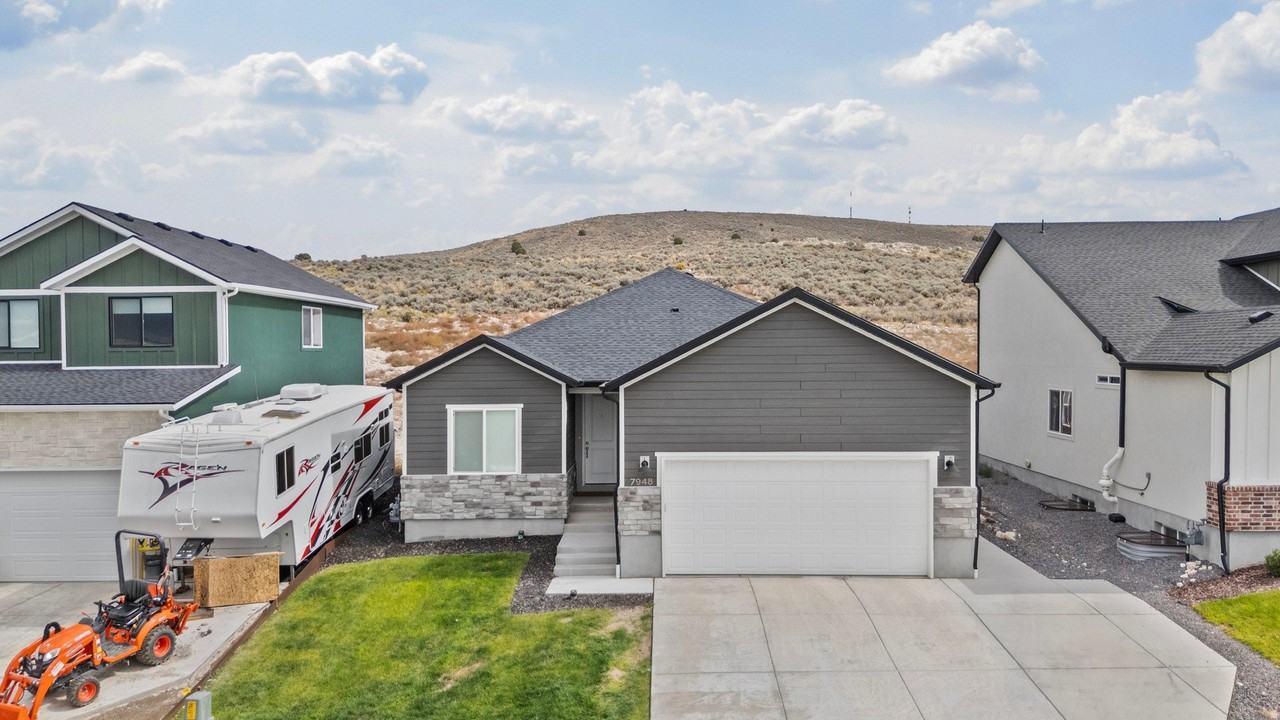 7948 N Bristlecone Rd - Photo 4 of 20