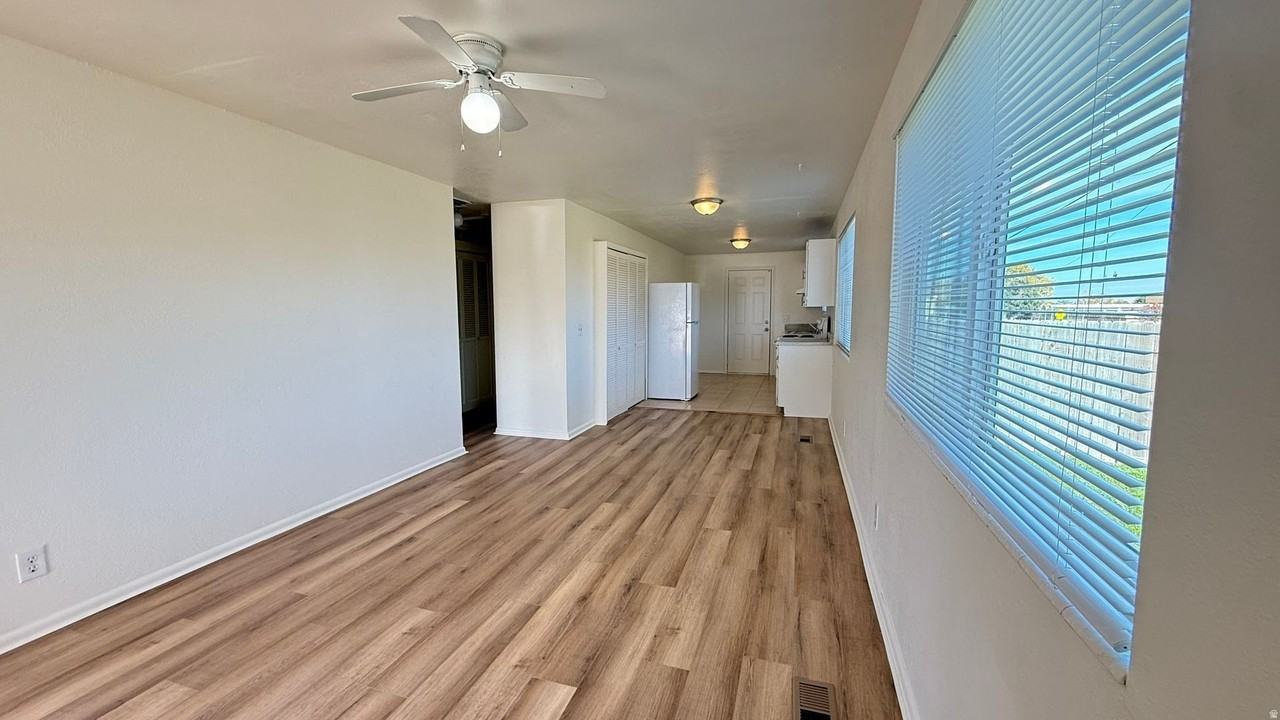 4812 Westpoint Way - Photo 3 of 11