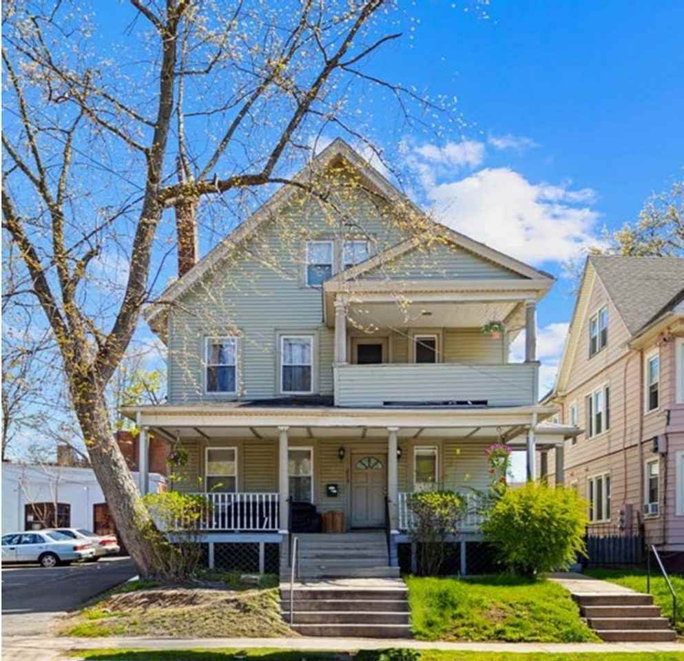 254 S Whitney St - Photo 4 of 23