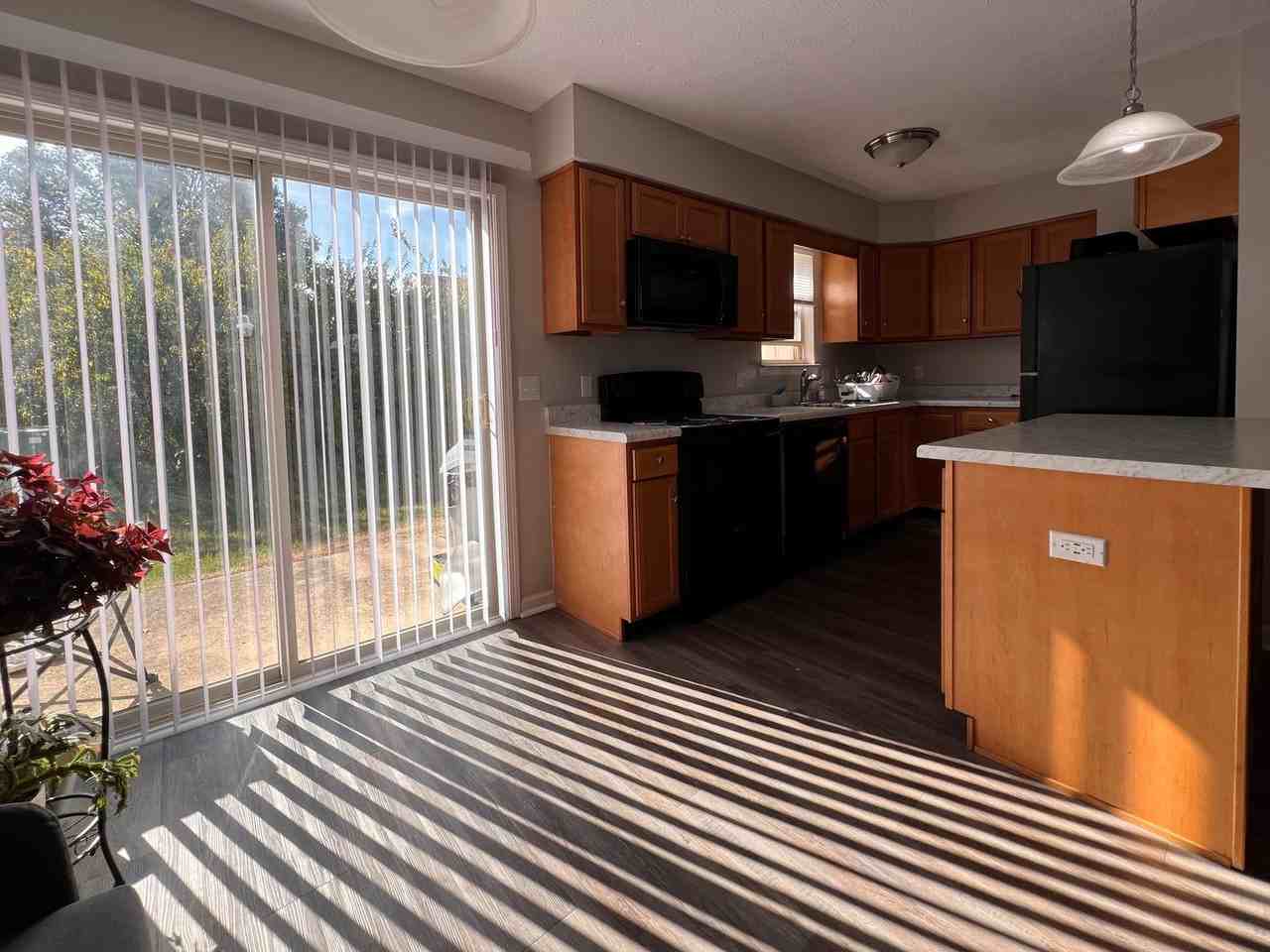 3402 Cheswick Ct #4 - Photo 4 of 14