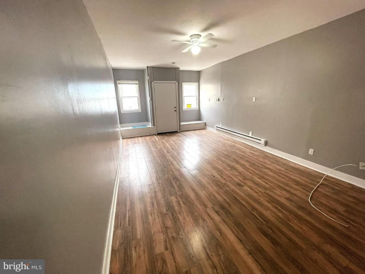 424 York Street - Photo 2 of 15