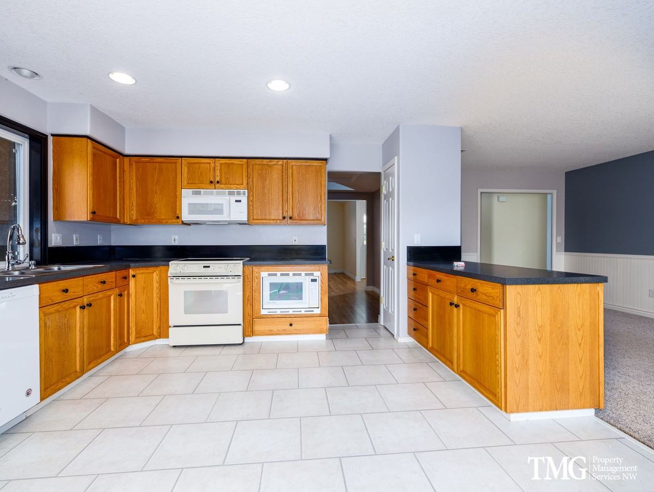 5411 Nw Jackson St - Photo 5 of 21