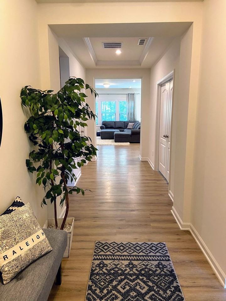 7 Coughlin Way - Photo 3 of 27
