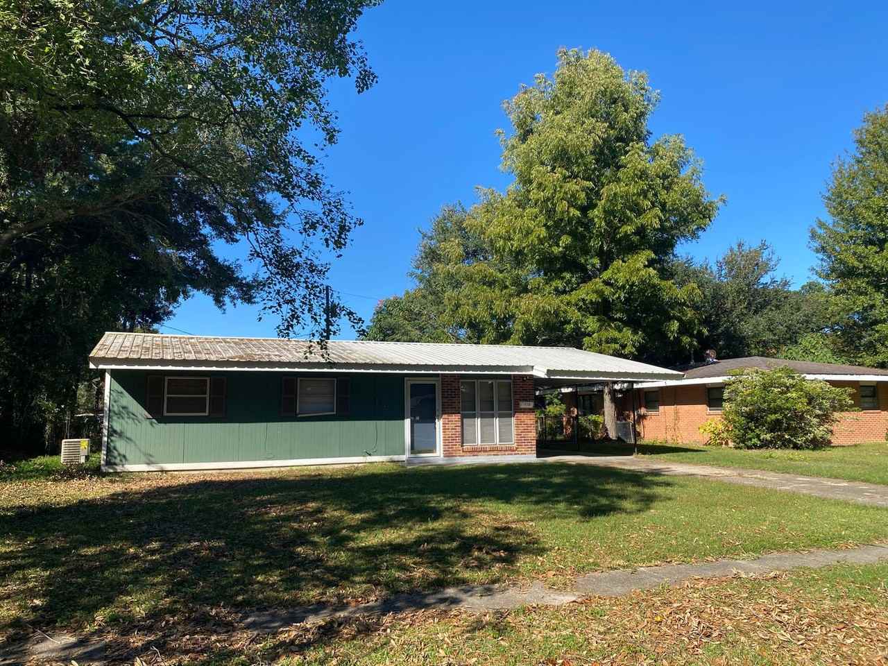 719 Bluebell Street - Photo 3 of 17