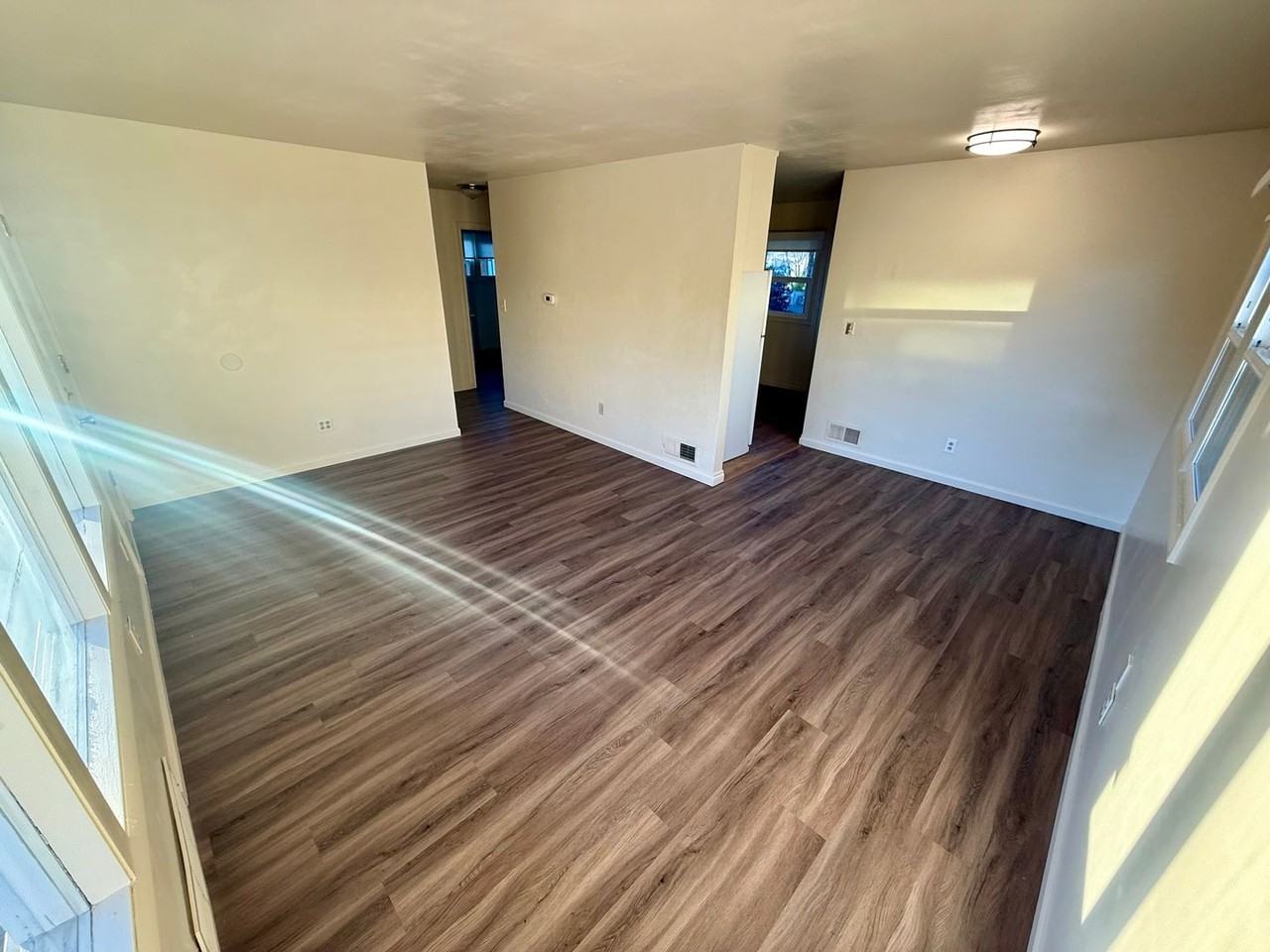 2219 9th Ave - Photo 4 of 26