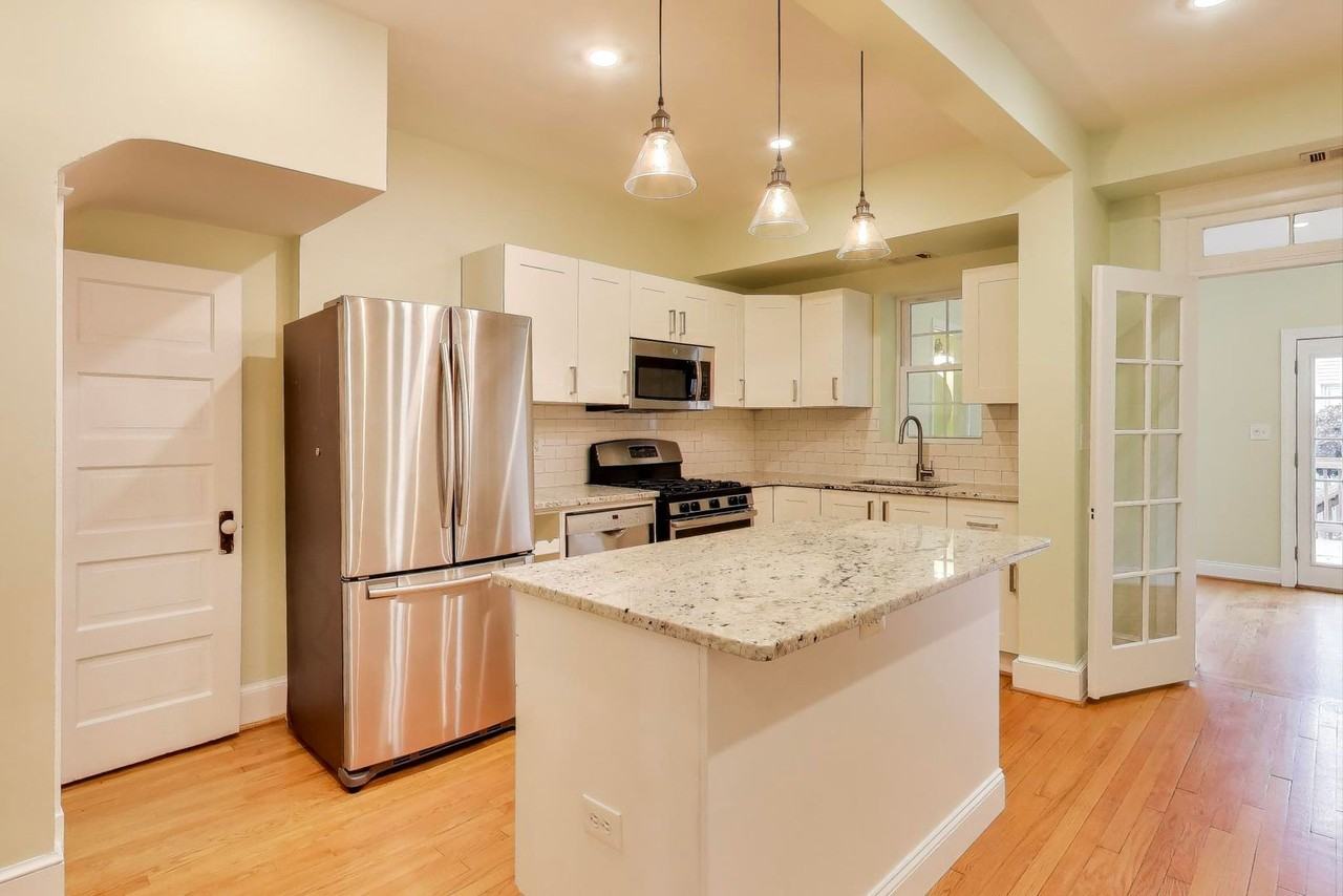 628 Madison St Nw - Photo 3 of 40