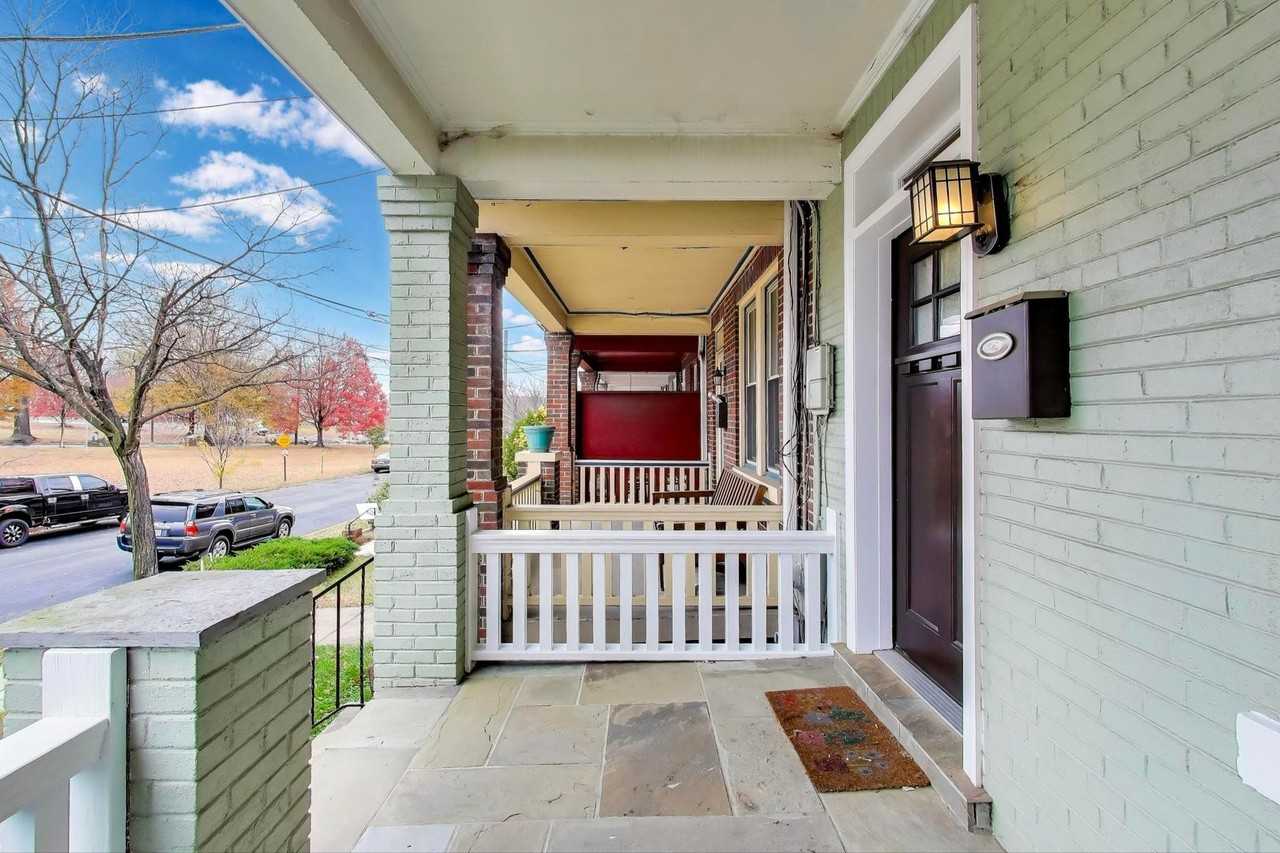 628 Madison St Nw - Photo 7 of 40