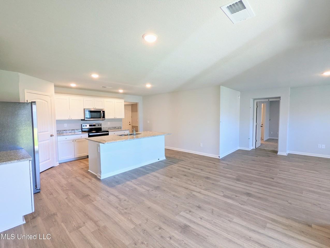 24 Harmony Hill Road - Photo 7 of 37