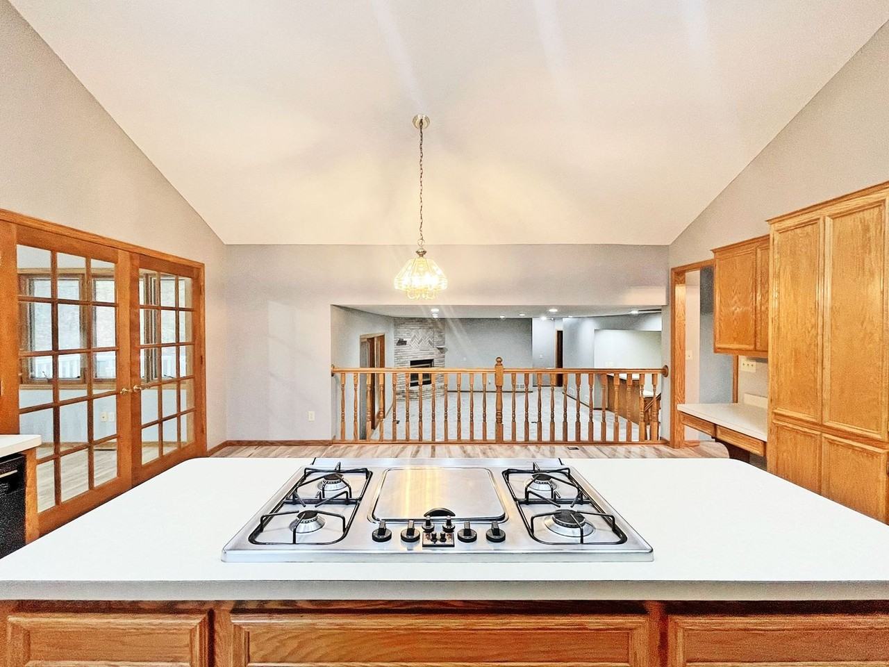 10025 170th St W - Photo 4 of 39