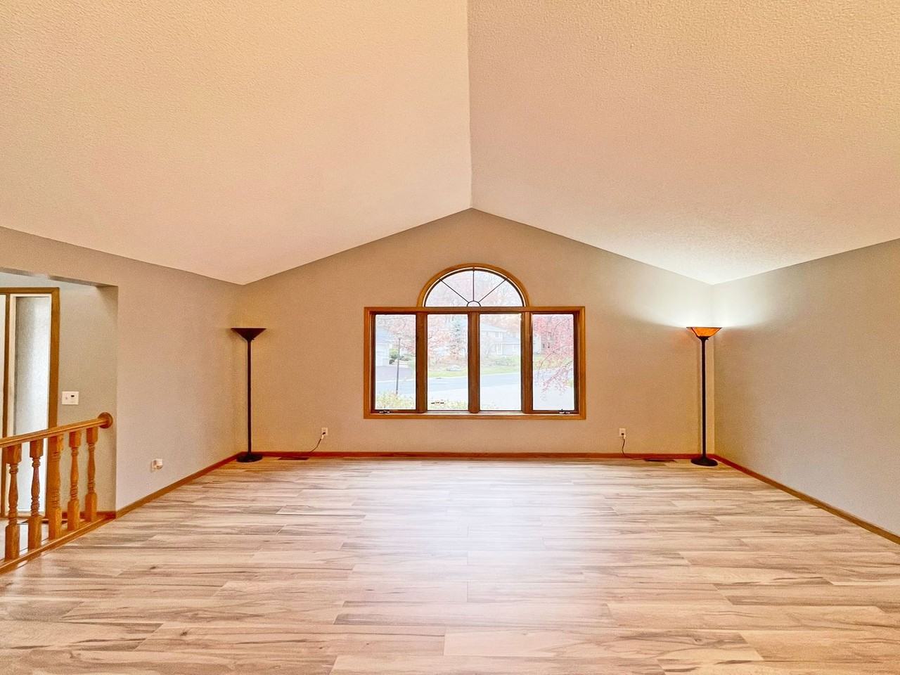 10025 170th St W - Photo 6 of 39