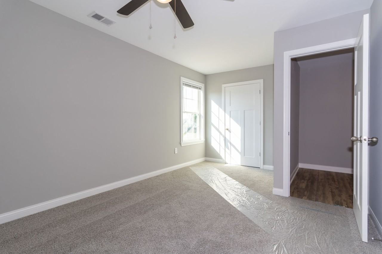 145 Bellbrook Lane - Photo 4 of 12