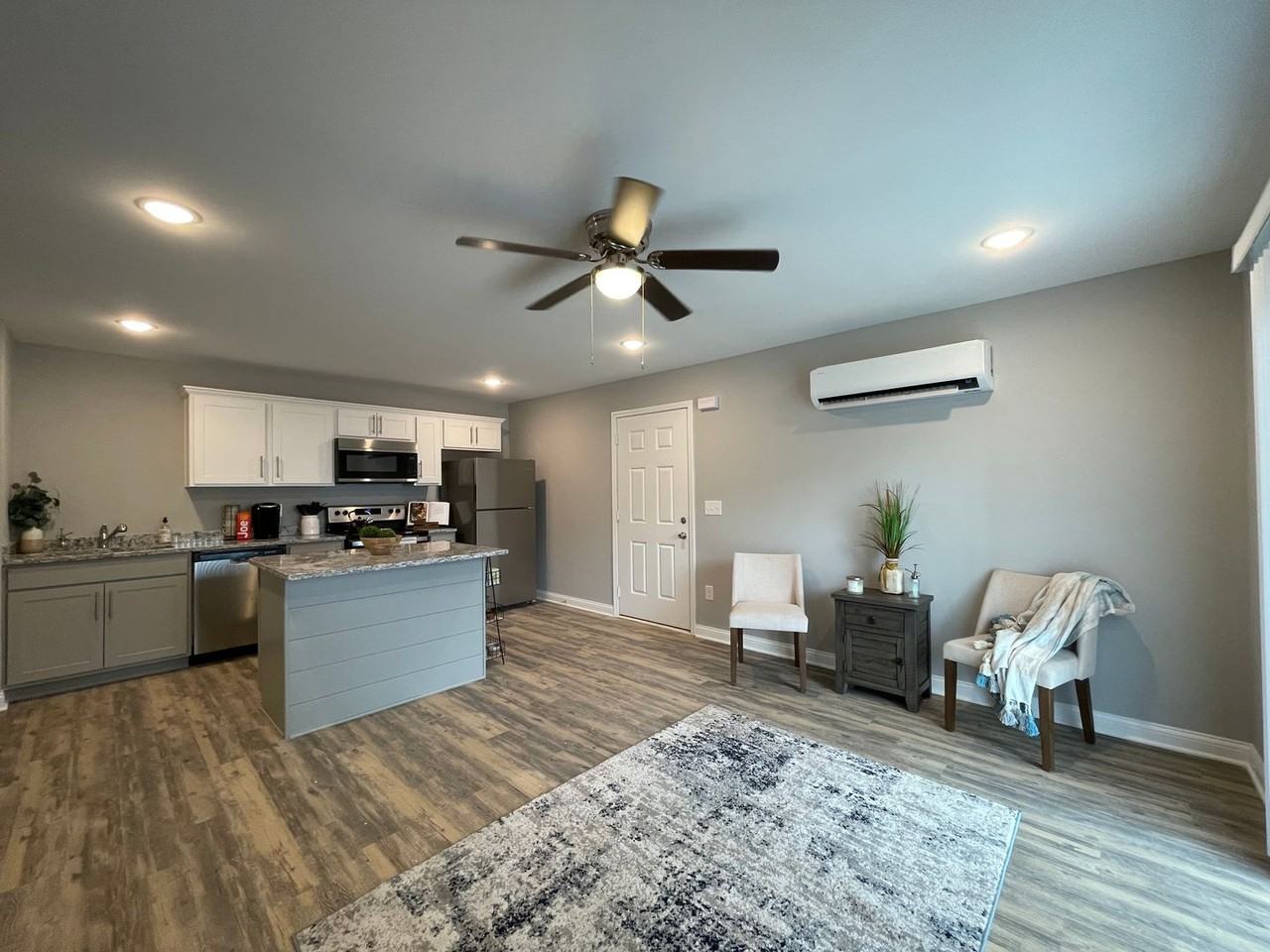 Fountain at the Farms - Photo 7 of 13