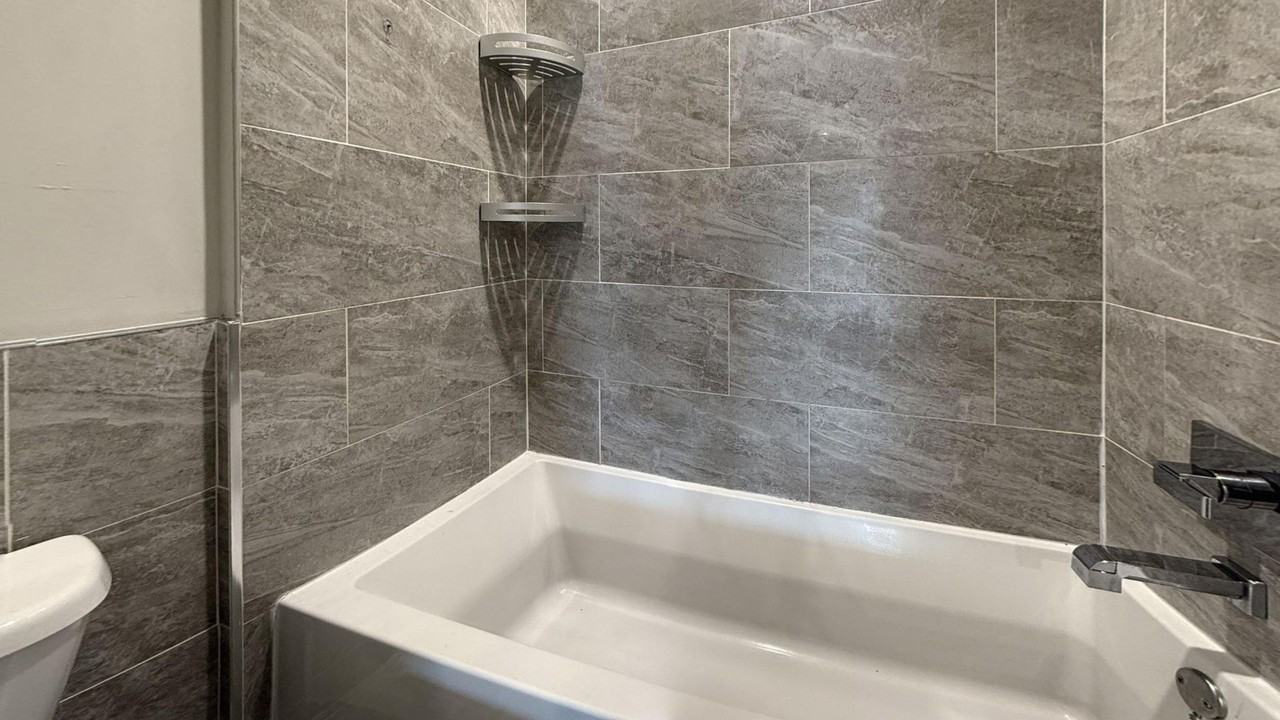 1415 N 8th St - Photo 6 of 13