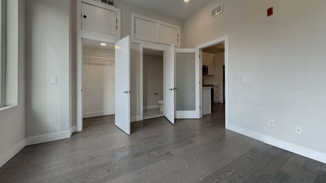 1415 N 8th St - Photo 7 of 13