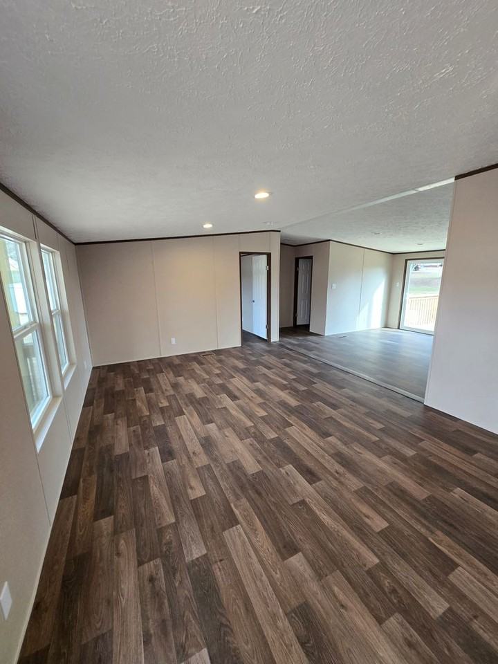 25 Woodside Cir - Photo 2 of 18