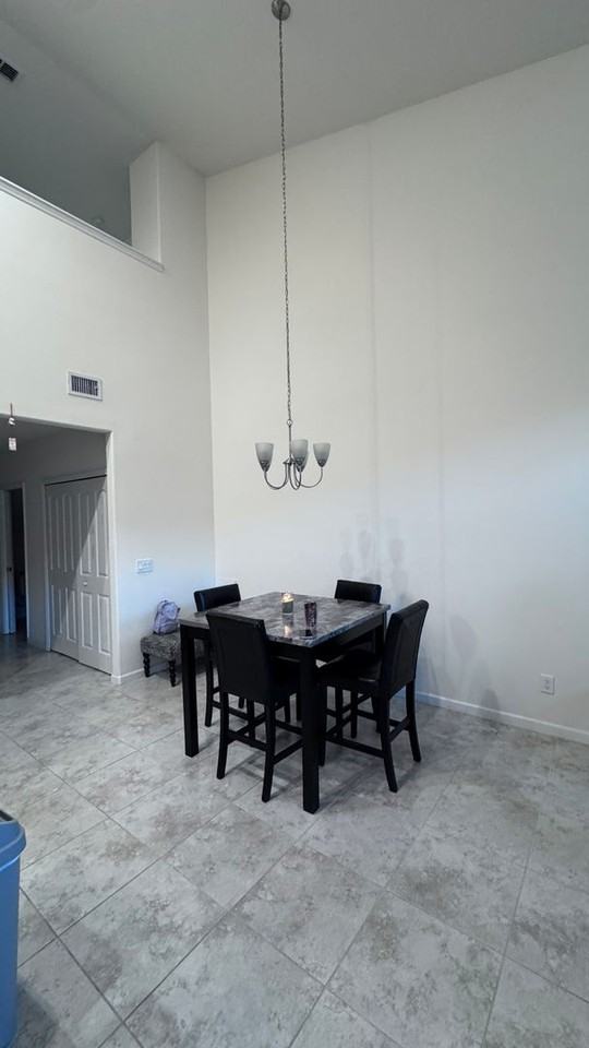 759 Simeon Dr - Photo 4 of 18