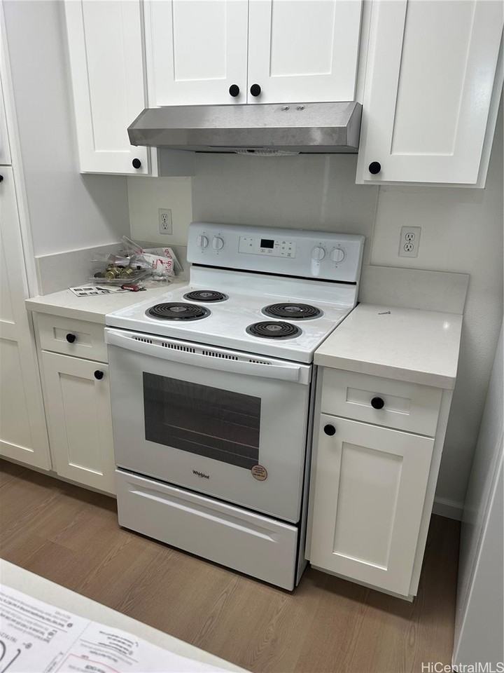 94-1077 Kepakepa Street #G2 - Photo 3 of 8