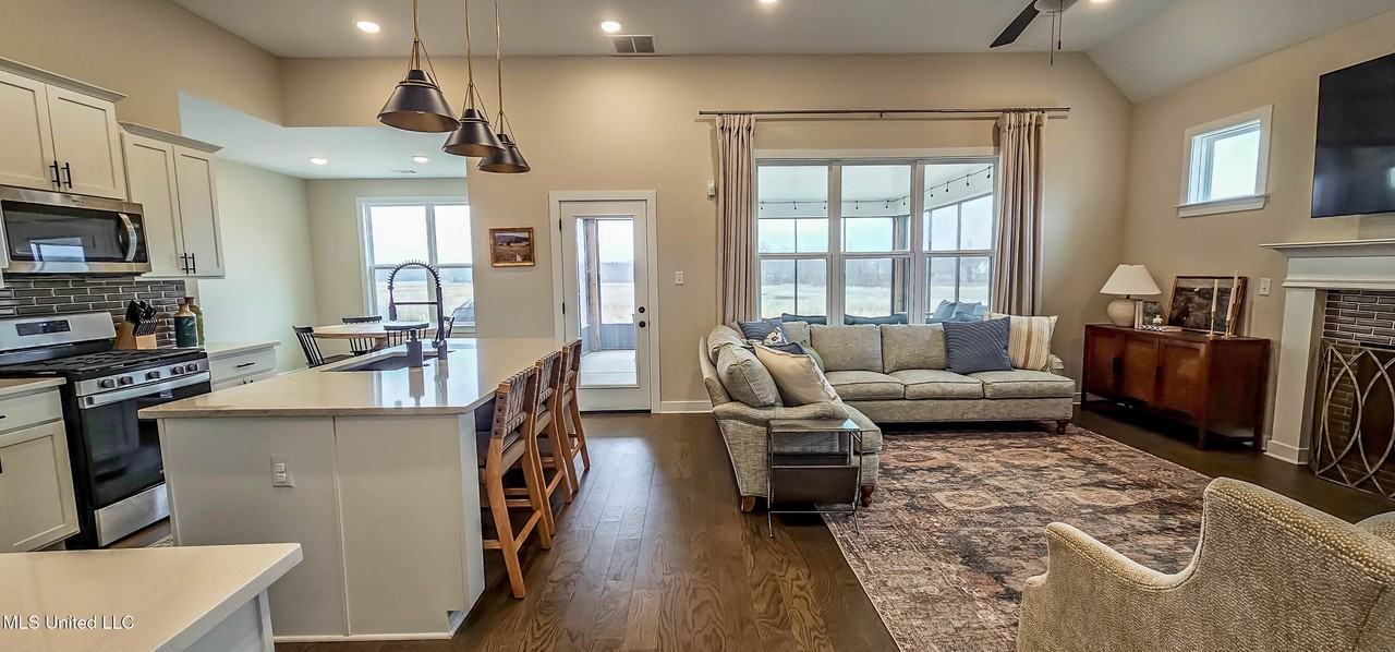 13453 Birch Bnd - Photo 5 of 19