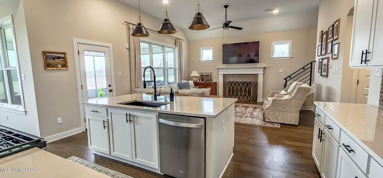 13453 Birch Bnd - Photo 6 of 19