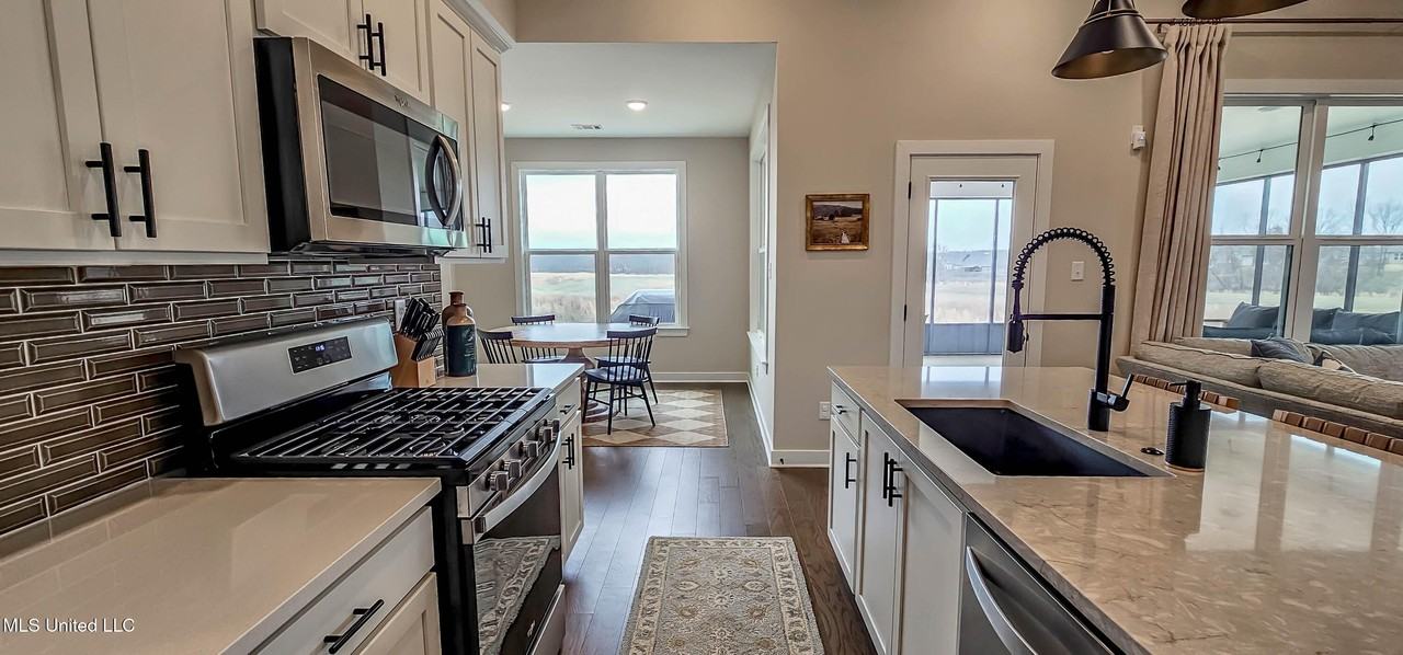 13453 Birch Bnd - Photo 7 of 19