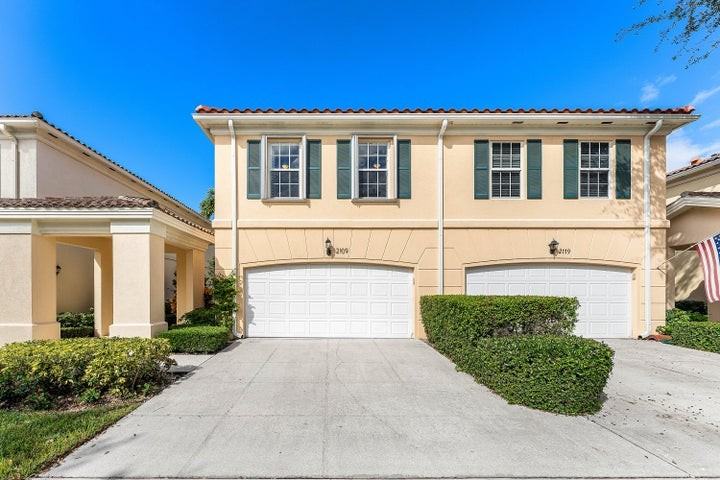 2109 Tarpon Lake Way - Photo 2 of 8