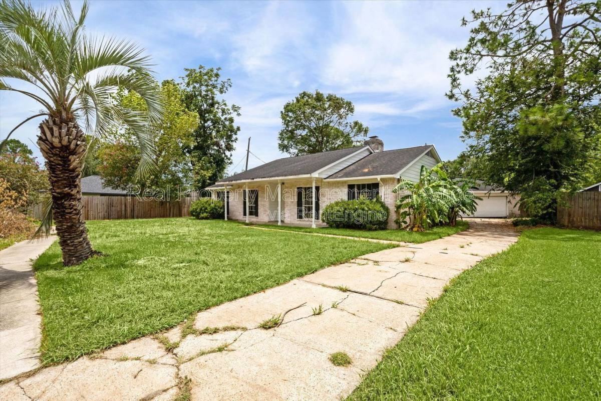 503 Mary Ann Drive - Photo 2 of 10