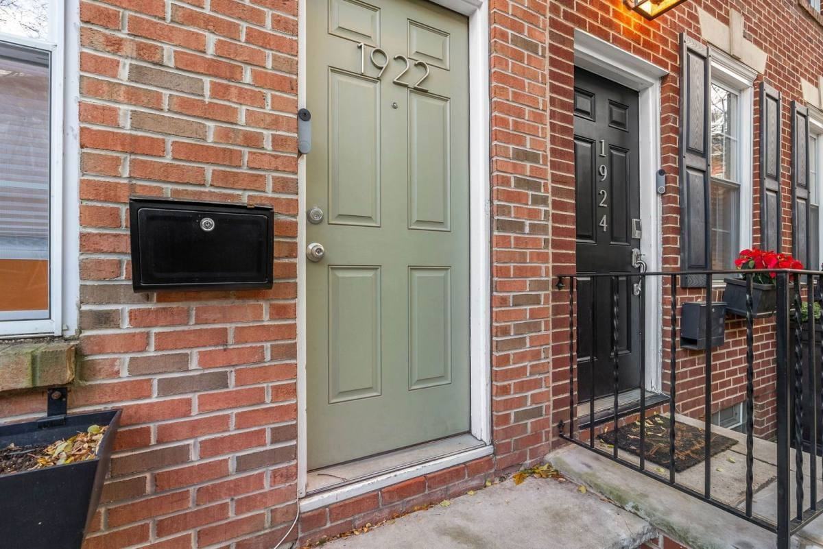 1922 Montrose St - Photo 3 of 10