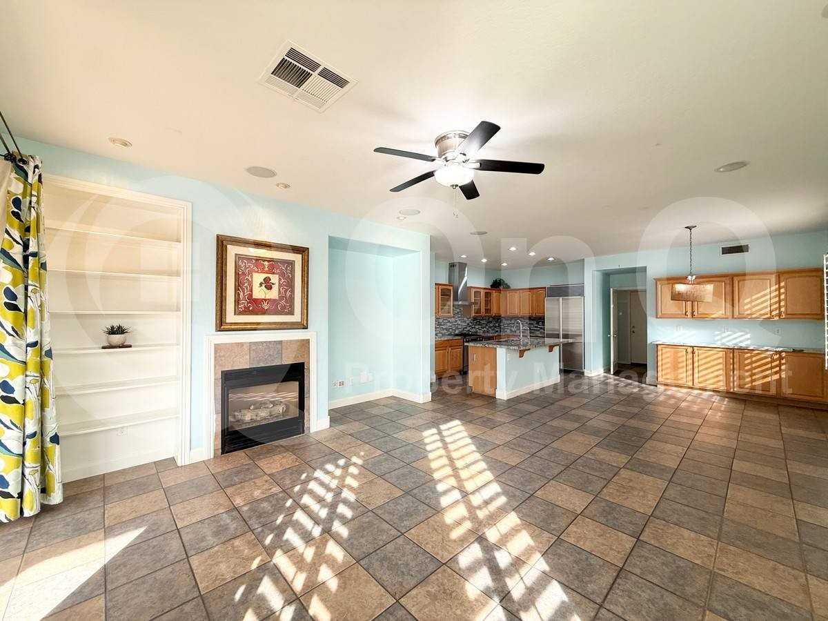 3930 S Emerson St - Photo 5 of 10