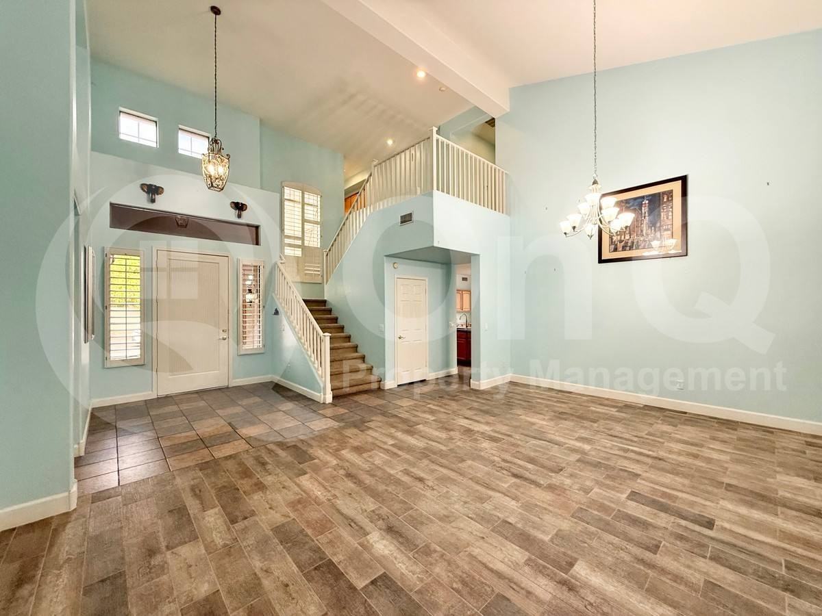 3930 S Emerson St - Photo 7 of 10