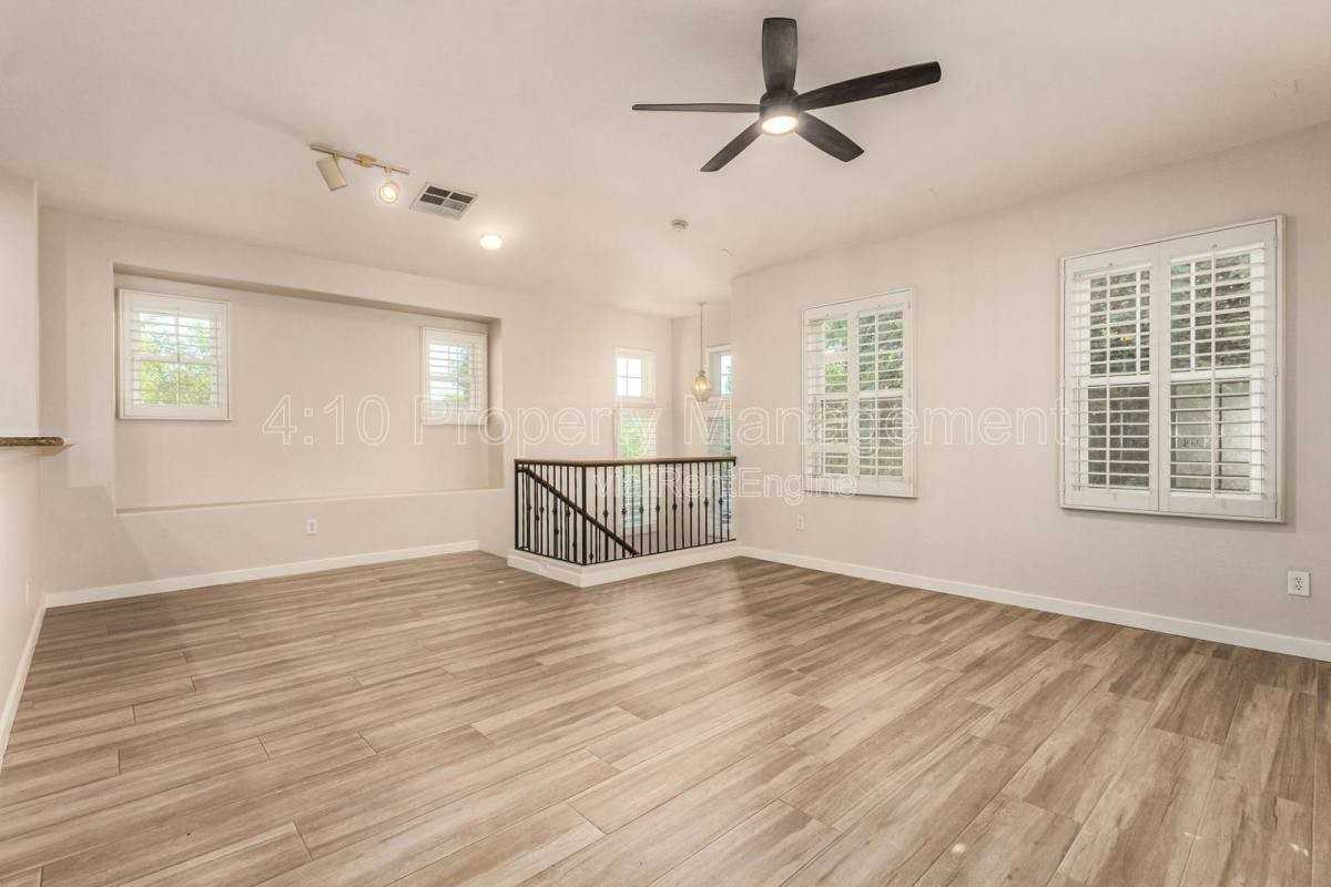 4175 East Jasper Drive - Photo 7 of 10