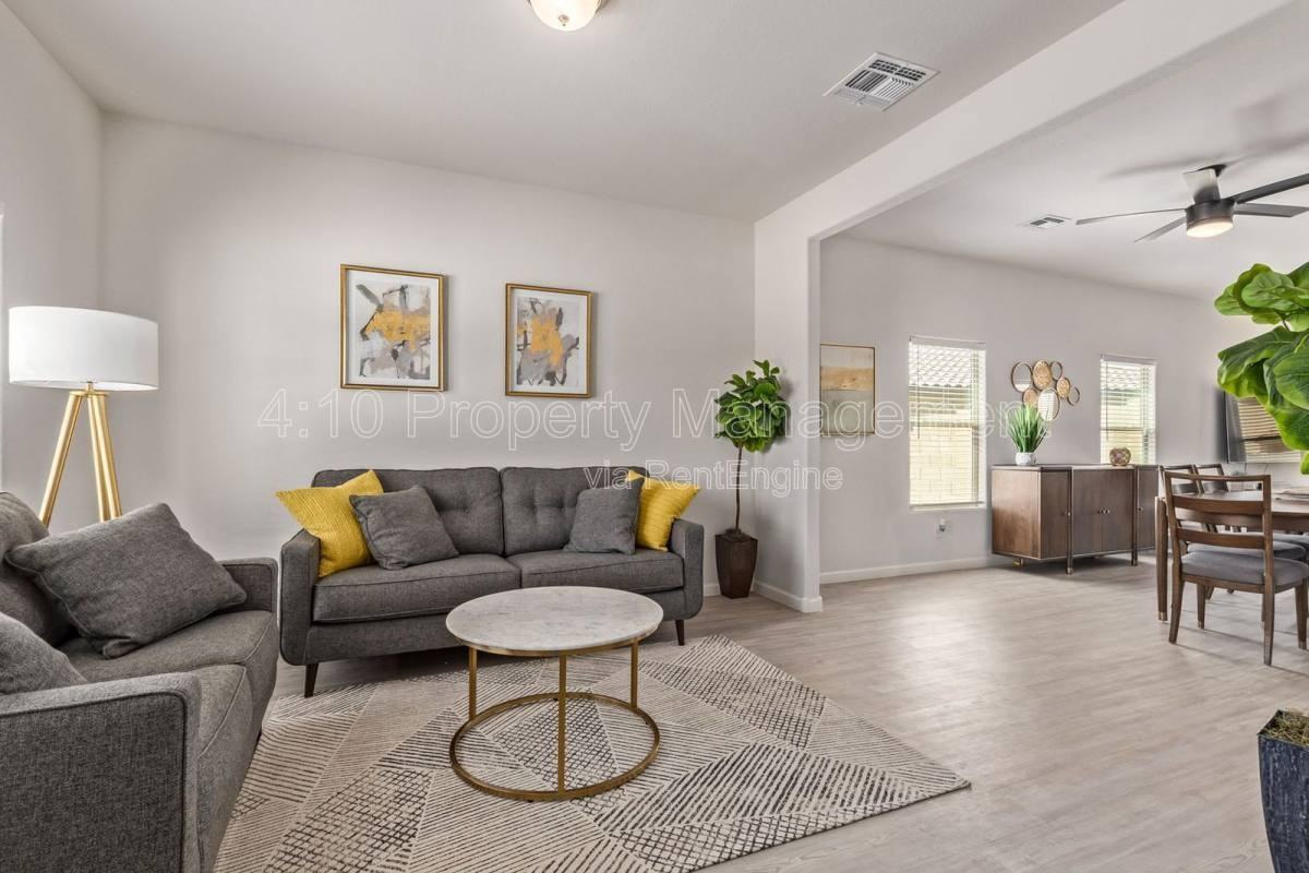 45174 W Sandhill Rd - Photo 7 of 10