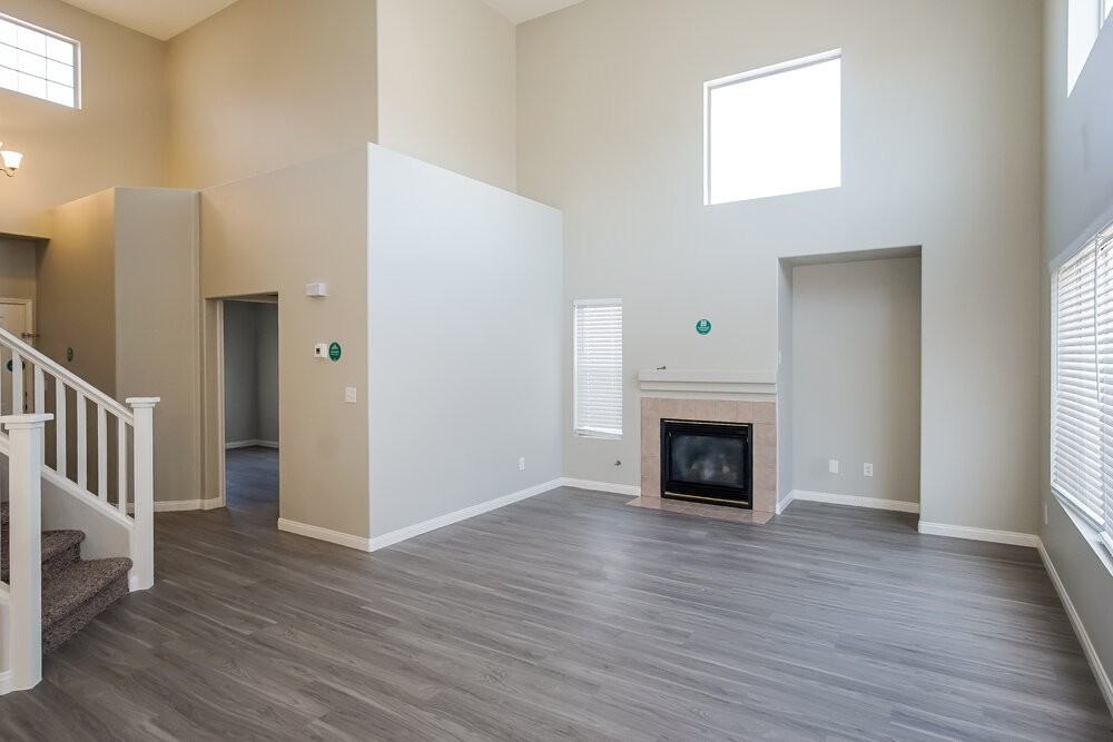 908 Ashurst Ct - Photo 4 of 16