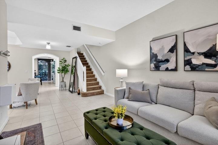 2931 Hope Valley Street - Photo 2 of 9