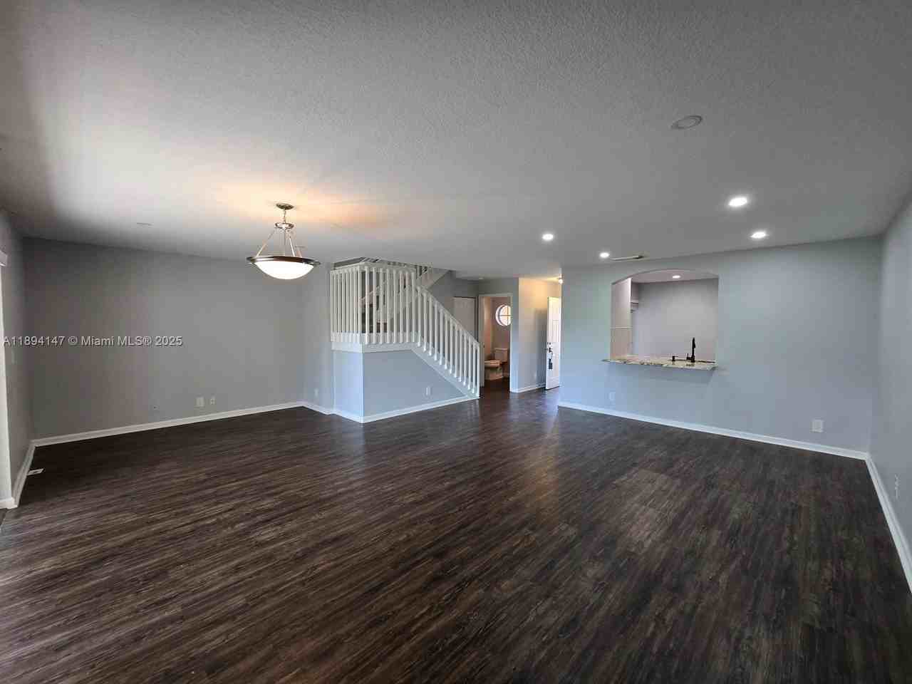 6132 Southard Street - Photo 3 of 6