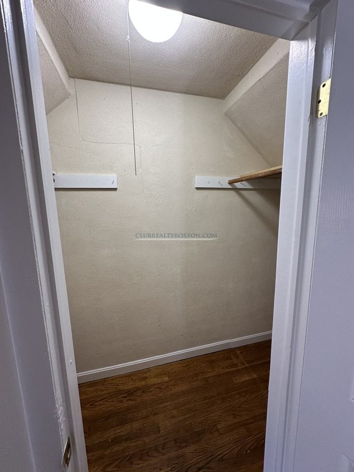 21 Oxford Cir #21 - Photo 5 of 15