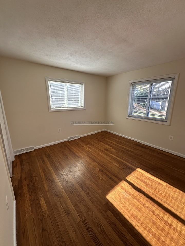 21 Oxford Cir #21 - Photo 7 of 15